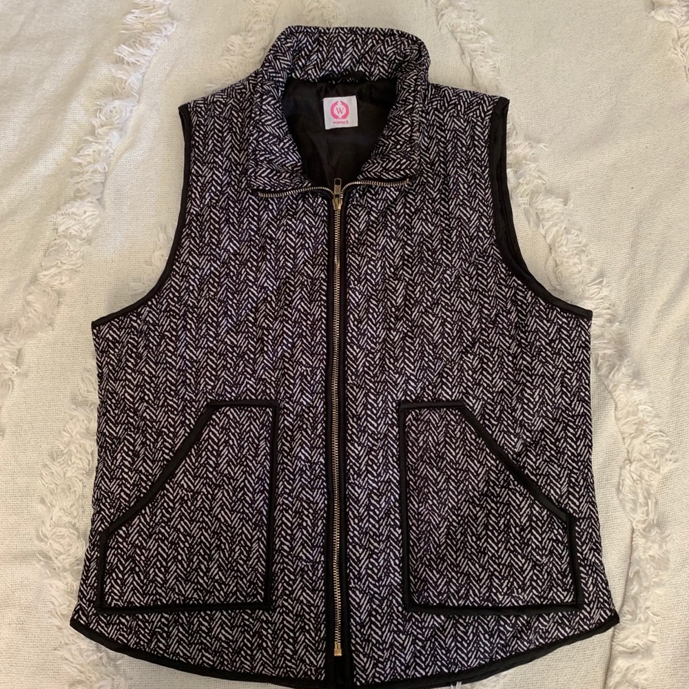 Black & White Handsooth Vest w/Gold Accents
